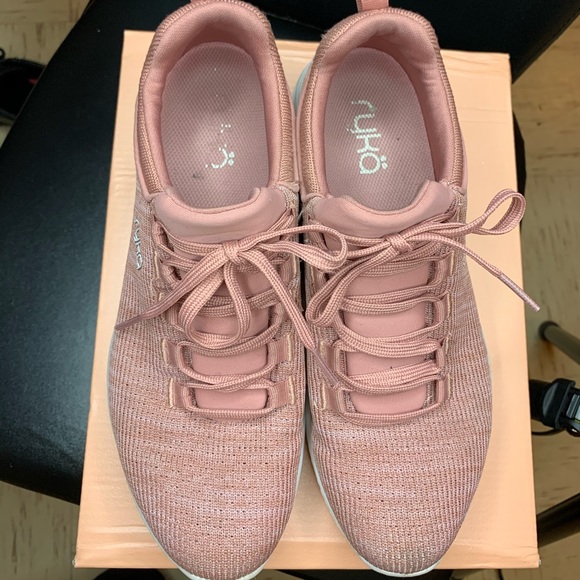 Ryka pink tennis shoes. 8.5 - Picture 3 of 4